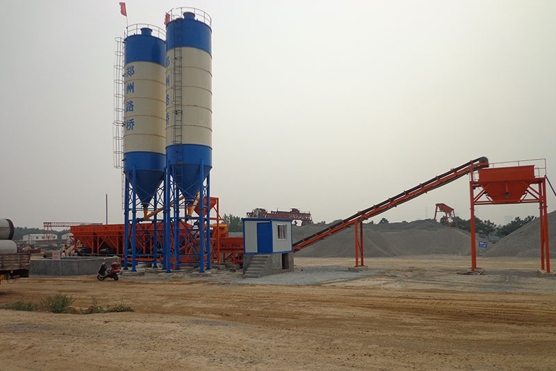 300水稳层机械报价 - 河南省中睿重工机械设备有限公司